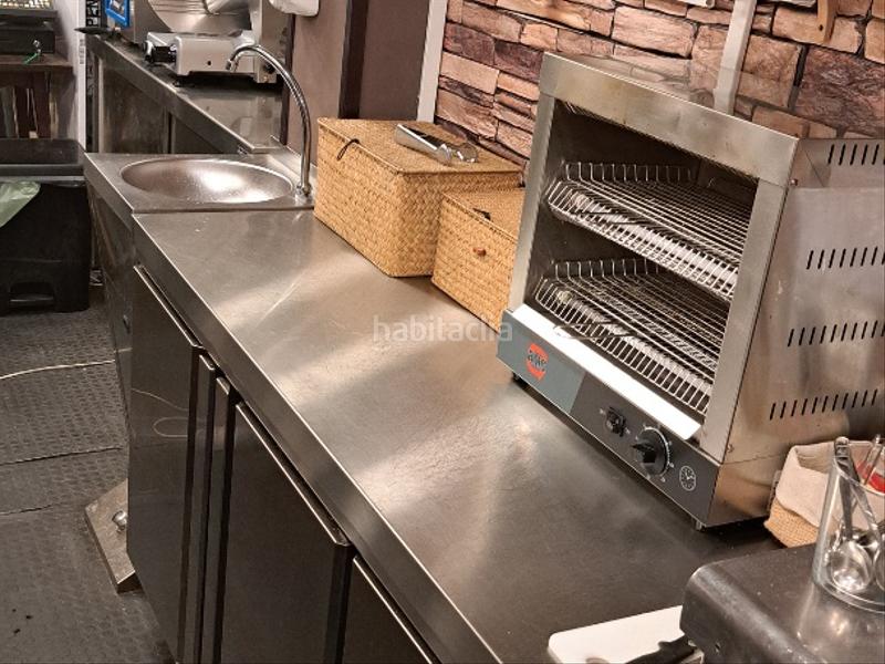 Foto 8aebe739-7715-48d9-b22d-031cd1ba30d3. Traspàs local comercial a avinguda barcelona 26 a Rubí