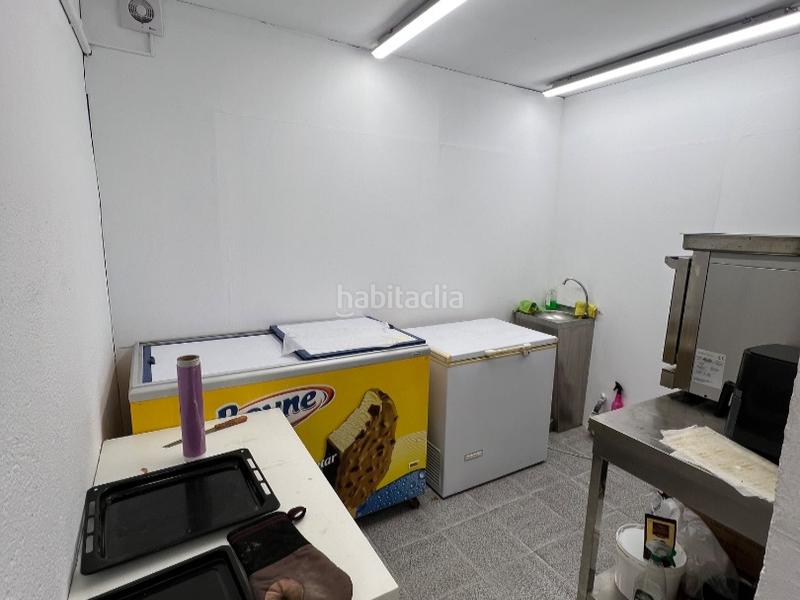 Foto ea67ef4f-e320-43d6-829f-bcb710236267. Traspàs local comercial a avinguda barcelona 26 a Rubí