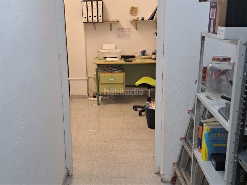 Foto eb9a6b29-0299-4819-b348-31f2d099f8e8. Traspàs local comercial a avinguda barcelona 26 a Rubí