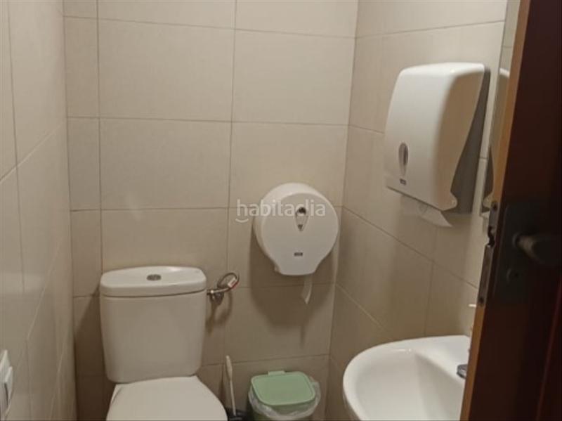 Foto 282b7178-f87f-46ed-a6cc-bec701139037. Traspaso local comercial en avinguda barcelona 26 local en el centro en Rubí