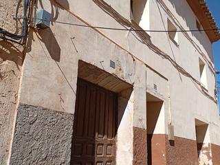Casa adossada a Canton boticario 7