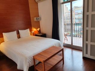 Location Appartement à Comte d'urgell  67. Piso grande y céntrico