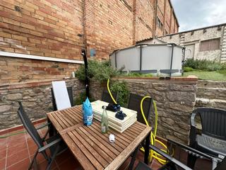 Rent Country house in C/escoles 23. Casa recién reformada en pleno centro del pueblo, lista para ent