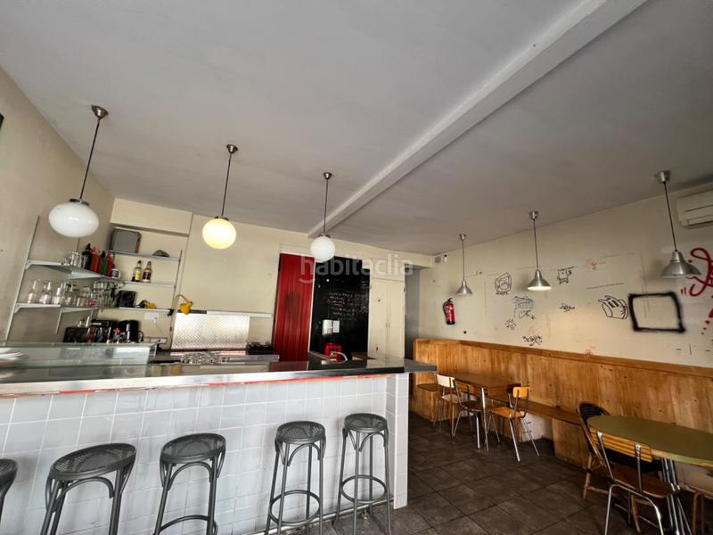 Foto 1a126131-54b2-4a71-8930-eeed8c5568f9. Local comercial en sant crist 23 bar en venta en Sants con licencia en Barcelona