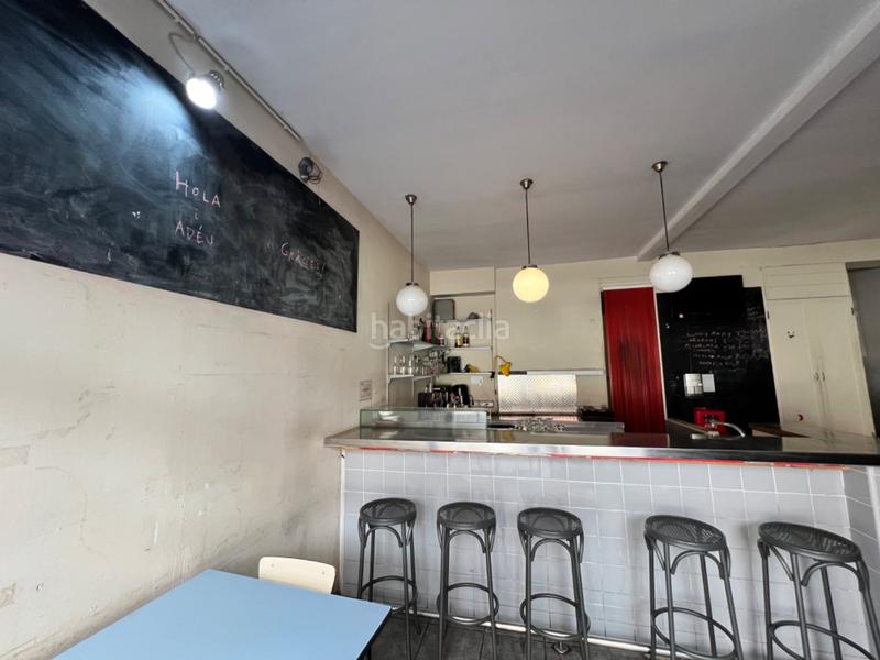 Foto 7e1deae7-63f0-4e09-bb48-79d178940fdb. Local comercial en sant crist 23 bar en venta en Sants con licencia en Barcelona