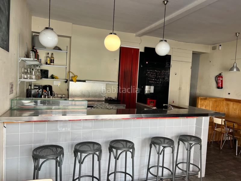 Foto a6218f7f-5831-4475-a73f-139240f8e70e. Local comercial en sant crist 23 bar en venta en Sants con licencia en Barcelona