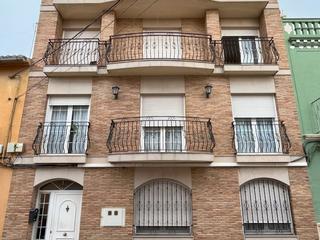 Piso en Blasco ibáñez 18. Piso en venta en llombai