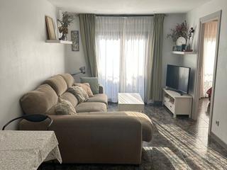 Lloguer Pis a Carrer menorca 10. Fantástico piso, moderno, 3 habitaciones, mucha luz. aire acondi