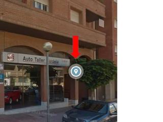 Lloguer Aparcament cotxe a Agramunt,  96. Plaça gran de parquing