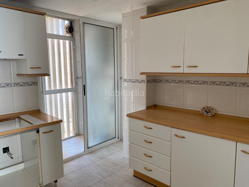 Foto 83c24761-6657-4901-936c-2ef9e4ed9d79. Piso en mediterráneo 66 gran oportunidad de inversión en primera línea de playa de levante – edificio coblanca 8, en Benidorm
