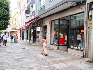 Affitto Locale commerciale in Alcalde rey daviña 28, derecha. Alquiler de local en calle do alcalde rey daviña, 28