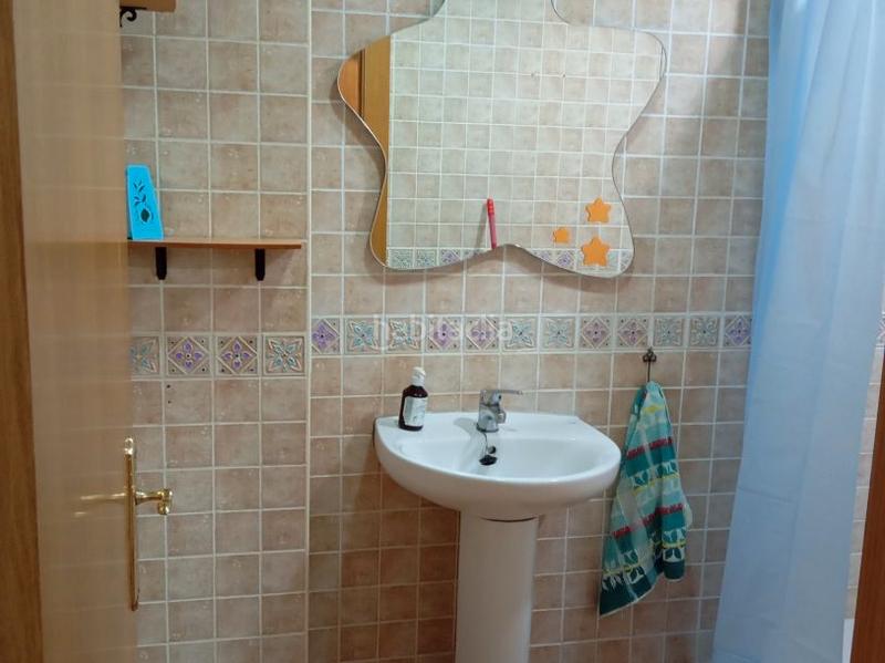 Foto bf6b7419-8999-4bfe-b70b-ea44f20b0f37. Piso en carrer orient 8 piso reformado para entrar a vivir en Puig-reig