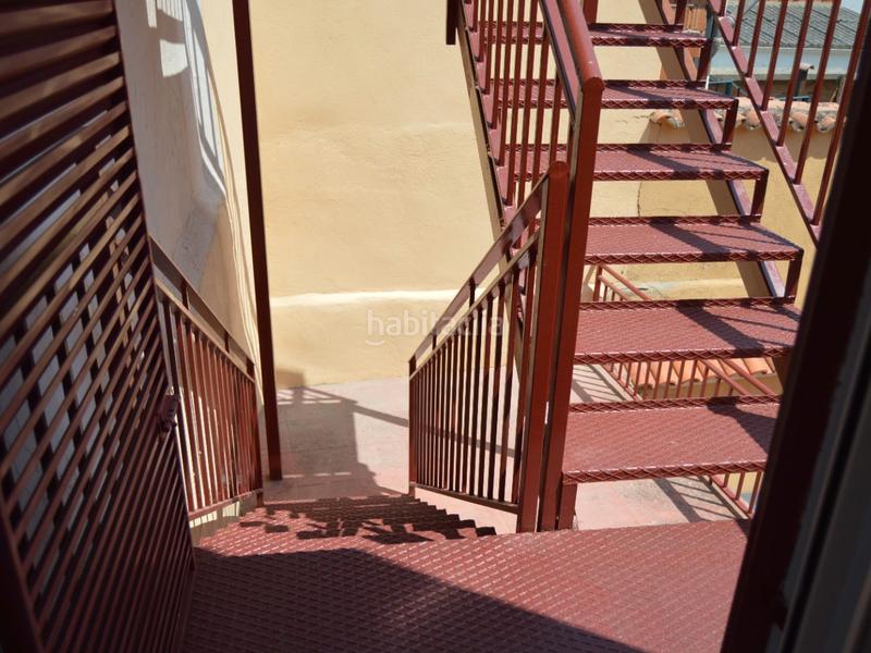 Foto d6a25306-efef-49a7-bffe-159abca2a07c. Piso en calle san isidro 6 ¡oportunidad única! bajo recién reformado, con patio y amueblado . en Torrelaguna