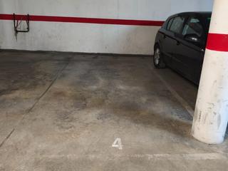 Alquiler Parking coche en Carrer de brujas 129. Plaça d'aparcament centre - gran via