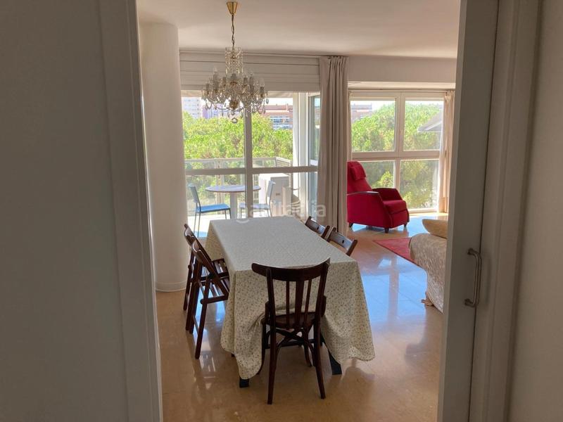 Foto 885baed1-2b8b-4da5-b4c2-4a41d5e108e2. Rent flat in carrer oriol martorell i codina 4 in Girona