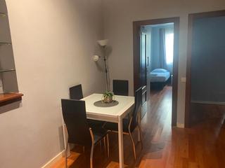 Location Appartement à Ronda universitat 12. Piso en centro