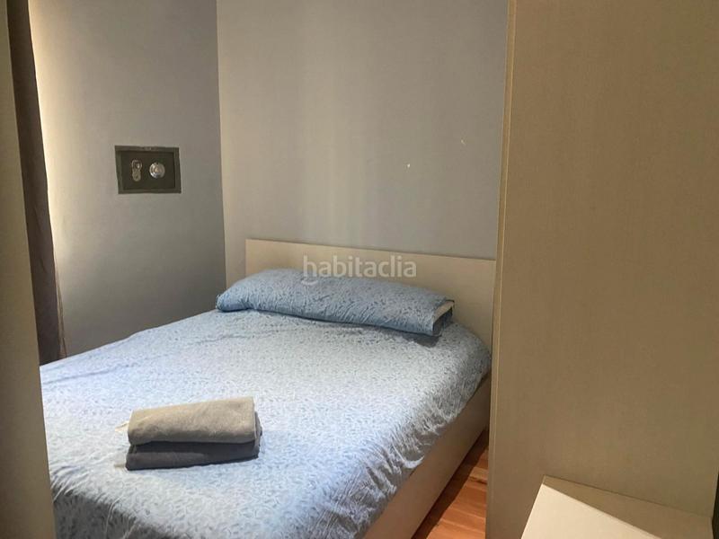 Foto 9823009a-cf11-4d14-af7c-b7582f6e19b3. Location appartement dans ronda universitat 12 dans Barcelona