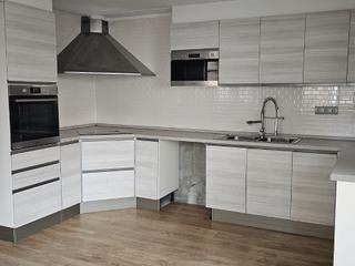 Location Appartement à Carrer de lepant 60. Pis en el centre de mataró llest per entrar a viure.