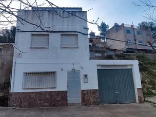 Haus in Calle segorbe 6. Casa en el tormo, con vistas a la montaña