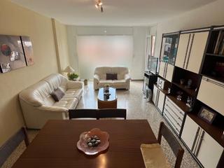 Piso en Abat marcet  51. Pisazo en abat marcet