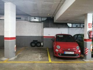 Alquiler Parking coche en Sant leopold 126. Parquing coche pequeño