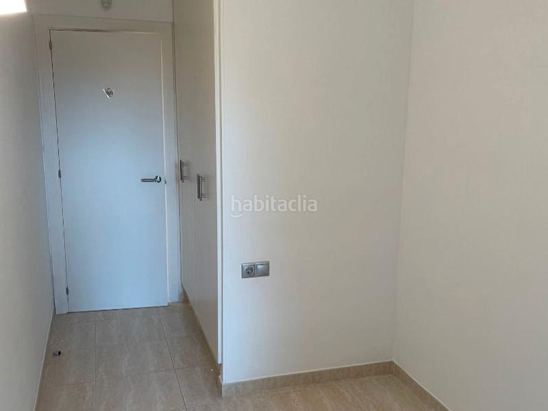 Foto 5877d0b9-8bf2-45c7-919e-76df697ae5a1. Alquiler piso en avda francesc macià 30 fenomenal piso (bajos con amplia terraza) en Sitges