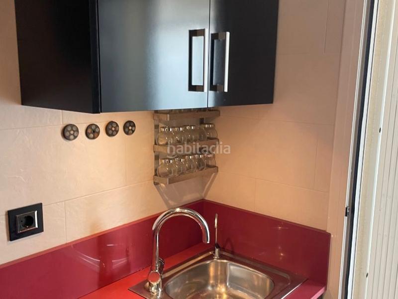 Foto 86ec3048-50d9-4976-a563-44f65739d42b. Alquiler piso en avda francesc macià 30 fenomenal piso (bajos con amplia terraza) en Sitges