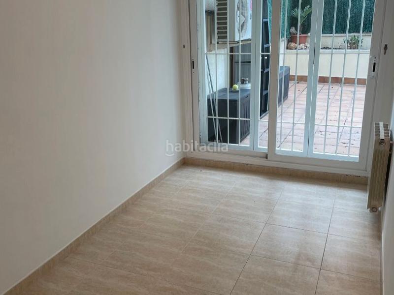 Foto aa045a33-f762-438e-9b28-76388f935d4e. Alquiler piso en avda francesc macià 30 fenomenal piso (bajos con amplia terraza) en Sitges