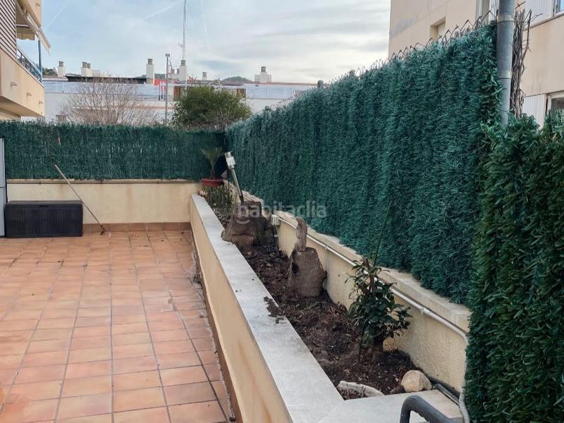 Foto bce3b813-dbeb-48e3-8c7d-dc0c603b31ac. Alquiler piso en avda francesc macià 30 fenomenal piso (bajos con amplia terraza) en Sitges