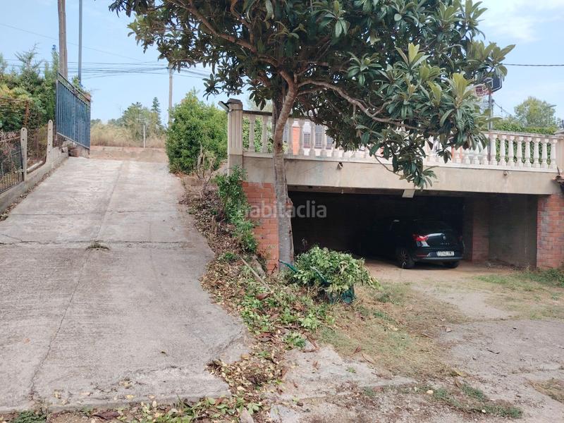 Foto 843b1ed0-8362-4842-9589-9bdb12549fde. Alquiler parking coche en albeniz 14 3 plazas parking /alquiler mes en Corbera de Llobregat