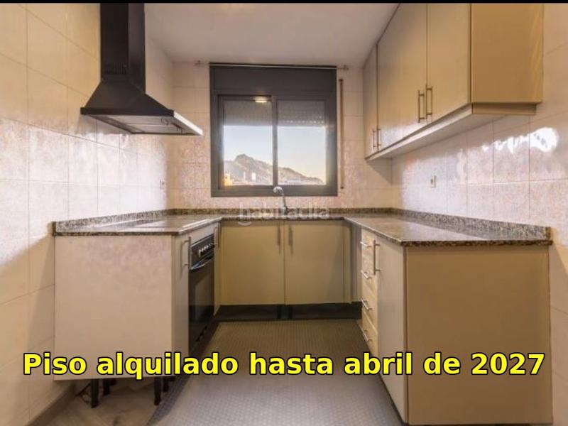 Foto 6fc7f97c-3072-4f20-841e-4e7f4ab04388. Piso en passatge compte borrell 2 venta de piso alquilado en mas rampinyo en Montcada i Reixac