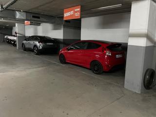 Lloguer Aparcament cotxe a Crta. sant cugat 63. Plaza parking grande