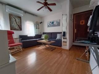 Piso en Calle carballino 9. Céntrico y tranquilo. segunda planta. sin ascensor. listo para e