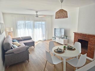 Miete Zweistöckige Wohnung in Carrer cala puntal l 9. Maravilloso dúplex al lado de la playa
