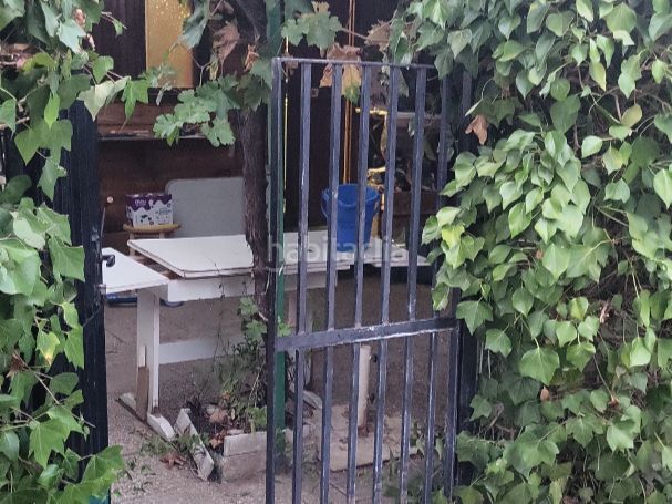 Foto cb69cb15-84e7-465f-a3ef-cd613ddf766b. Masía en avenida de circunvalación 410 casita de madera en 70 metros de parcela en Daganzo de Arriba