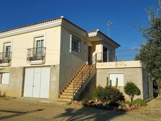 Maison à Paseo de los gallardos 13. Casa en venta en alfaix