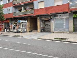Aparcament cotxe a Riera de miró 2-4. Venta de garaje en calle riera de miró