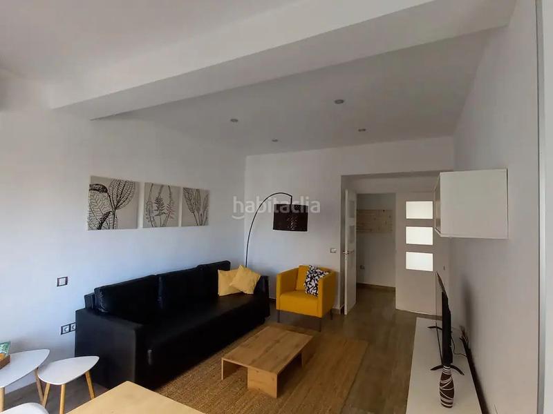 Foto 2c3fb046-e393-46ac-9702-27b3bc4819e8. Location appartement dans velazquez 4 dans Centro Almería
