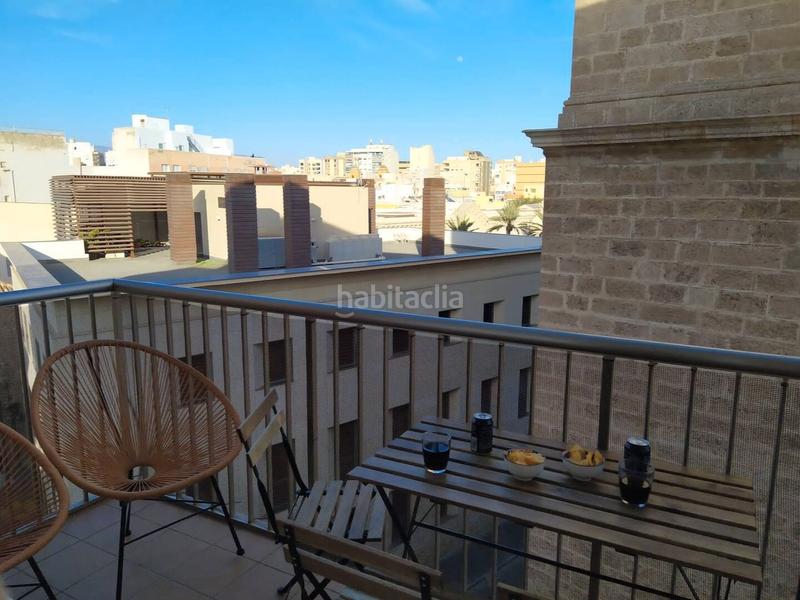 Foto 4574fa59-4395-4cd3-b555-2c9e3717f0da. Location appartement dans velazquez 4 dans Centro Almería