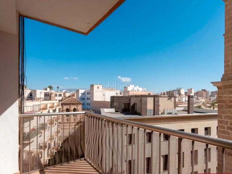 Foto daa53e83-7105-42c4-975d-f85ddf498299. Location appartement dans velazquez 4 dans Centro Almería