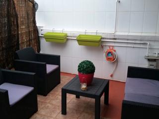 Miete Dachwohnung in Doctor trueta 43. Piso amueblado con terraza en badalona