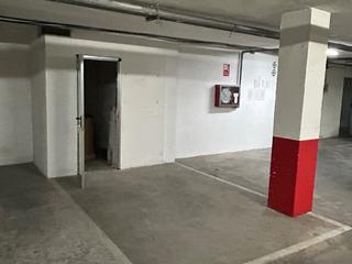 Aparcament cotxe a Bulevard dels musics  8. Parking +trastero en albir
