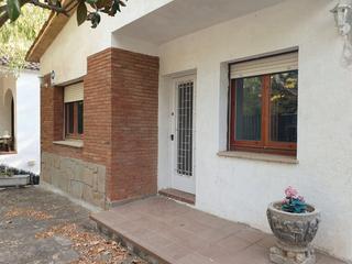 Maison à Joan maragall 27. Casa cuatro vientos en la coma