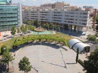 Traspaso Local Comercial en Torres garcía 36. Oportunidad! restobar con música en directo en la terraza