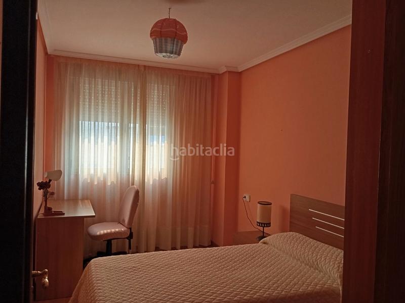 Foto 0e4c4f45-6abf-4e75-a0d6-e04299a7bc98. Affitto appartamento in calle los claveles 15 in Zona Alta Ponferrada