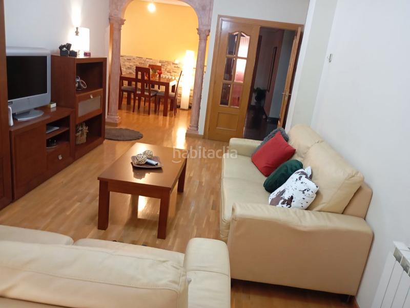 Foto 8e9e4a0e-f231-440c-bd54-2494957c619f. Affitto appartamento in calle los claveles 15 in Zona Alta Ponferrada