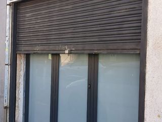 Rent Industrial building in Carrer de nadal 23. Local industrial