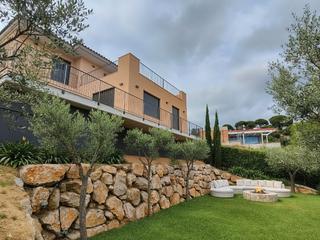 Casa a Supermaresme 20. Casa con vistas despejadas al mar a 30 minutos de barcelona