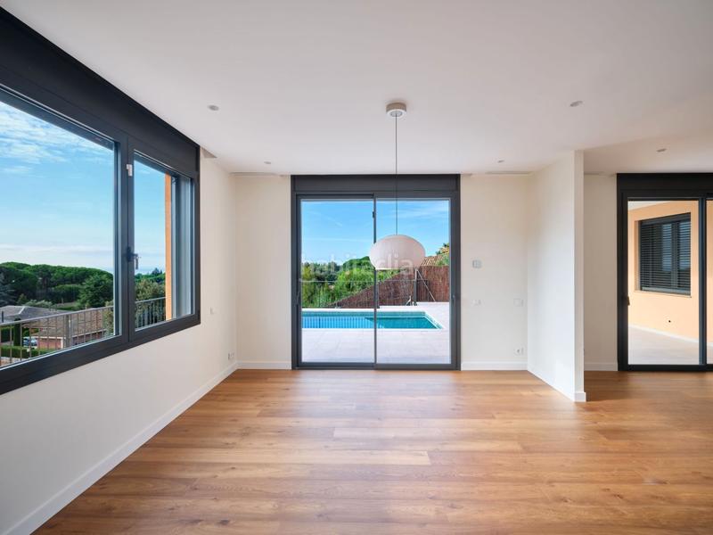Foto fb166e88-5578-463d-882b-2d97e51aee34. Casa en Supermaresme 20 casa con vistas despejadas al mar a 30 minutos de barcelona en Sant Andreu de Llavaneres