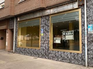 Affitto Locale commerciale in Avenida de galicia 39. Local en alquiler